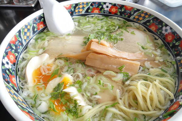 函館麺厨房あじさい本店(味彩塩拉麺)