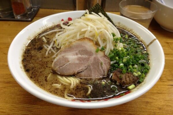 なんつっ亭(らーめん)